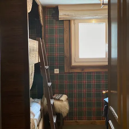Bull Apartment